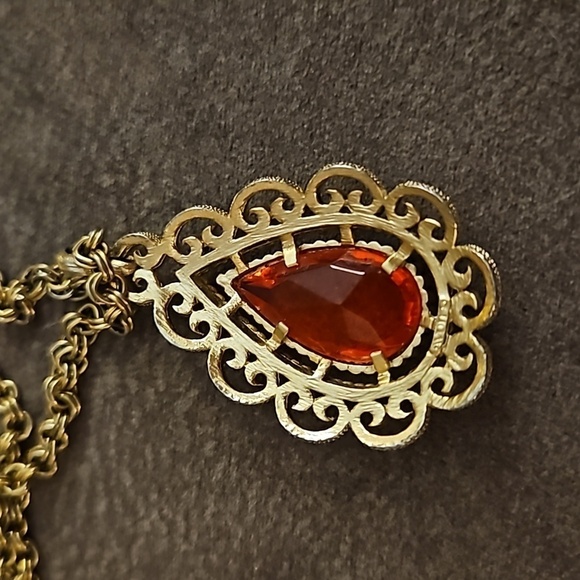 VTG Avon 1973 Granada Double Chain Victorian Crystal Teardrop Pendant Necklace - Picture 4 of 7